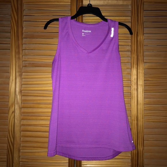 V Neck Reebok‎ Athletic Tank Top - Picture 1 of 7